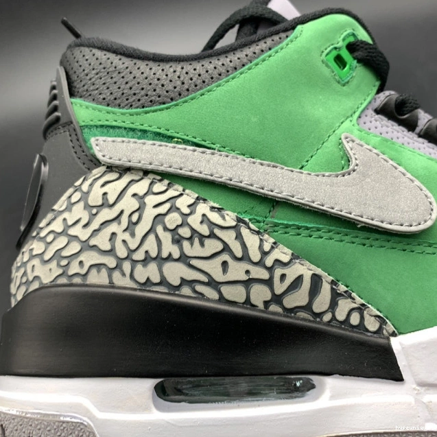 HYPE Ducks Tinker Retro Oregon PE 867493 Air Jordan shoes AJ3 3 0714